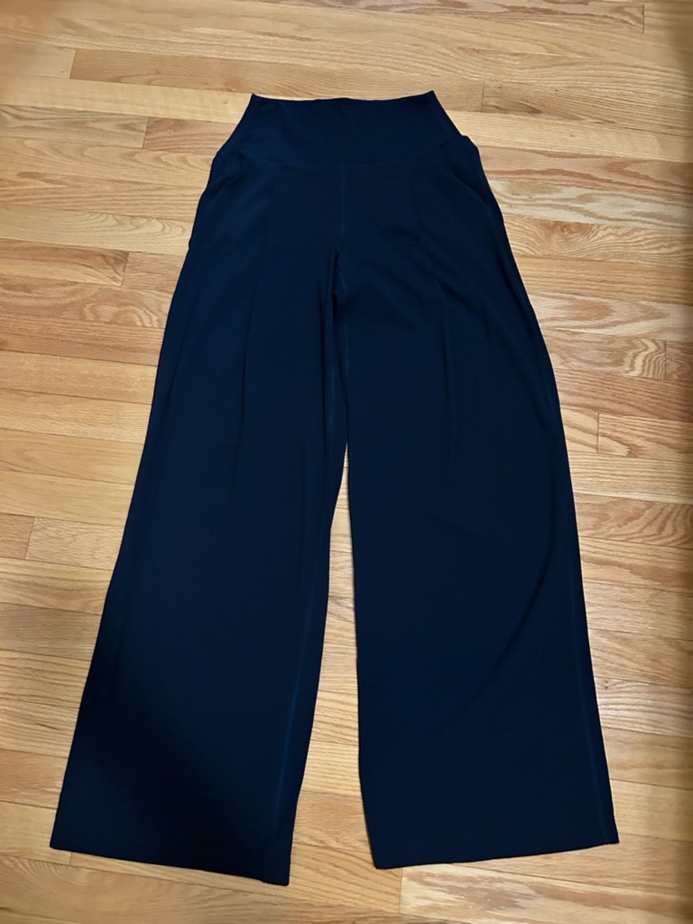 lululemon athletica Wide-Leg High-Rise Pants — Navy